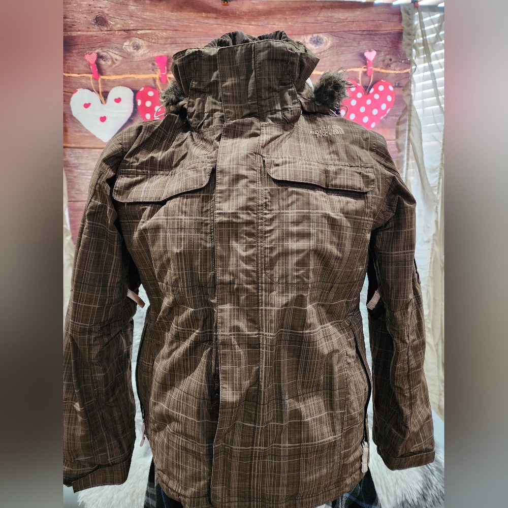 Used Ladies Northface Snowboarding jacket